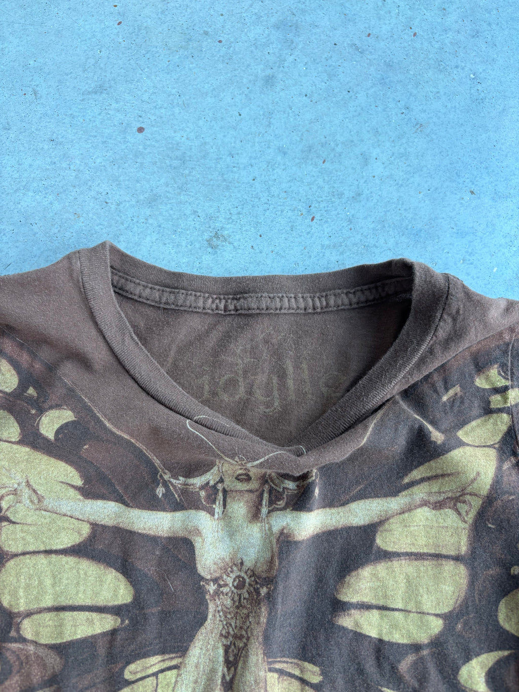 ultra rare 2000s butterfly baby tee