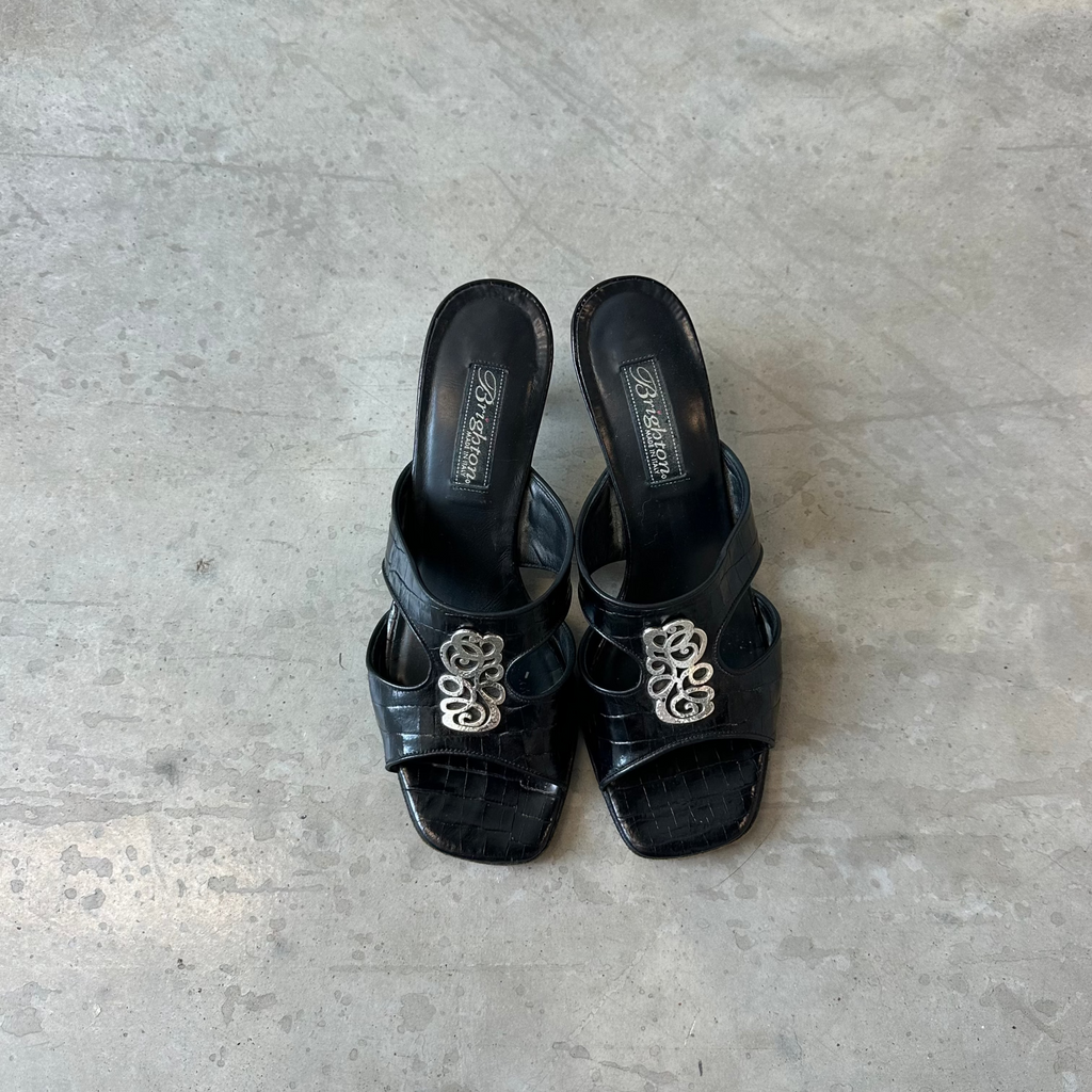 vintage brighton silver detail kitten heels
