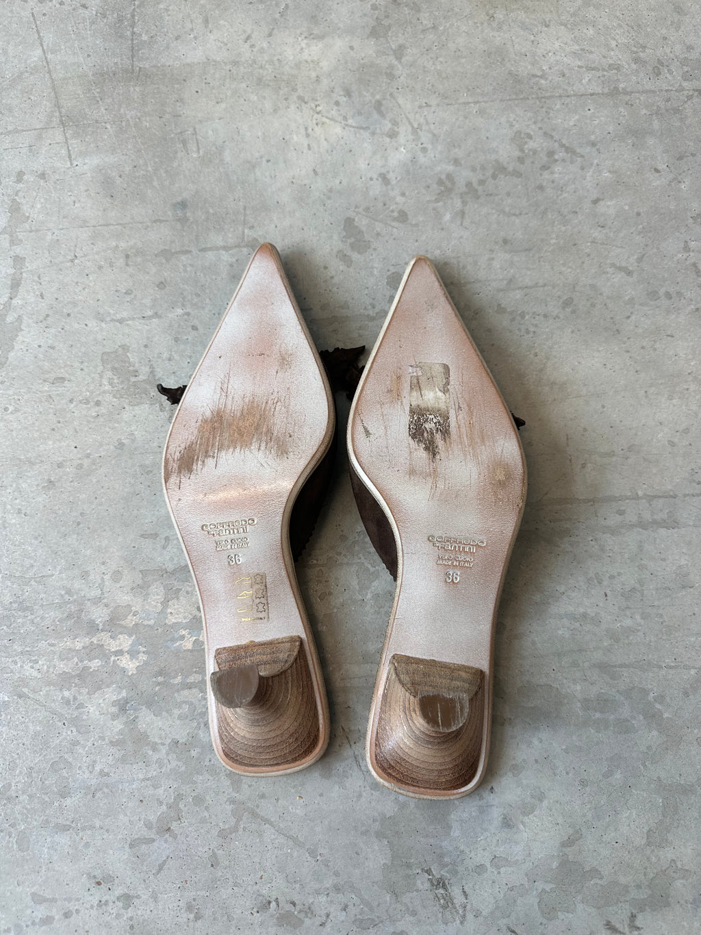 vintage brown kitten heels made in Italy
