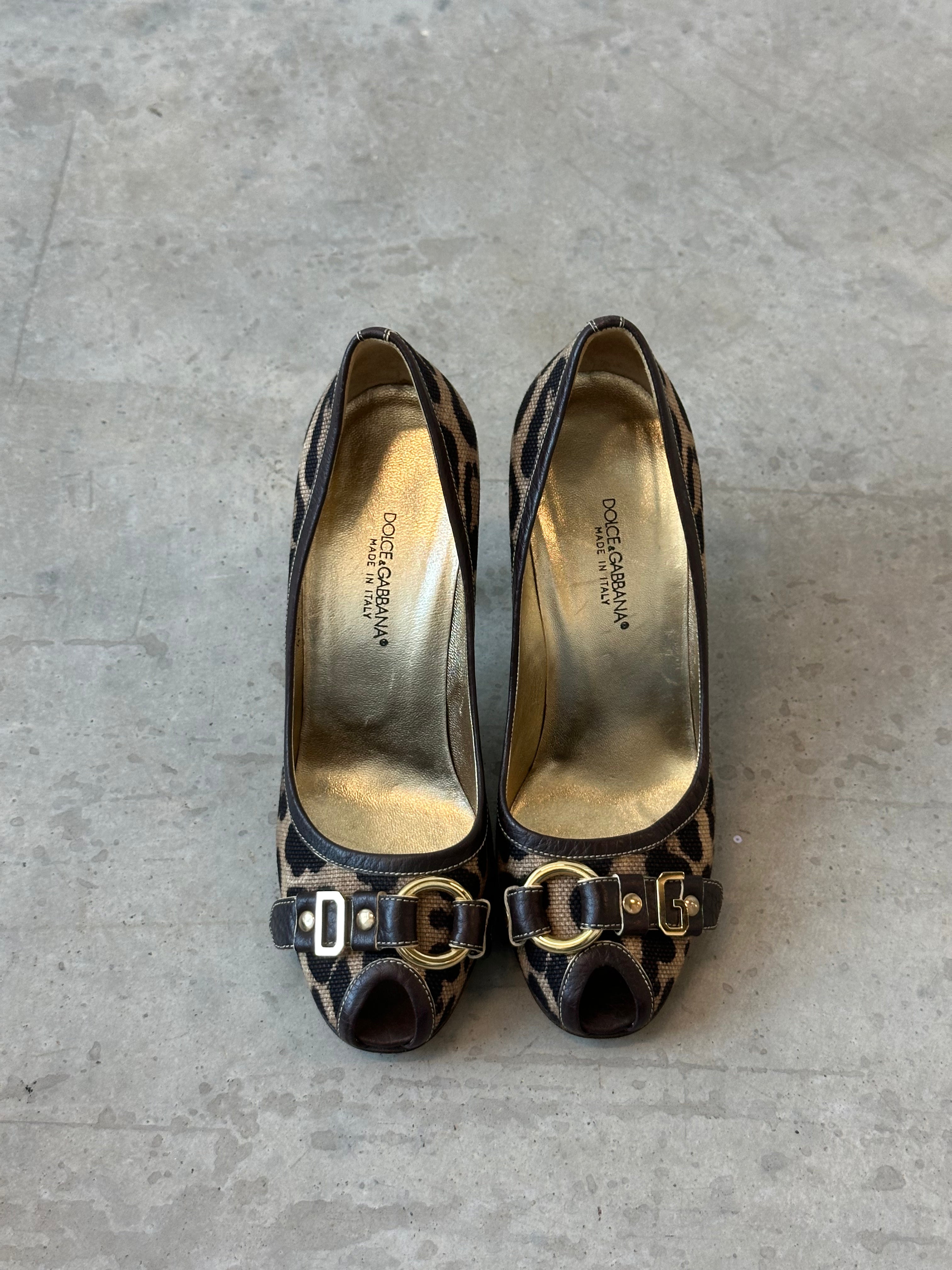 dolce and gabbana cheetah print peep toe heel