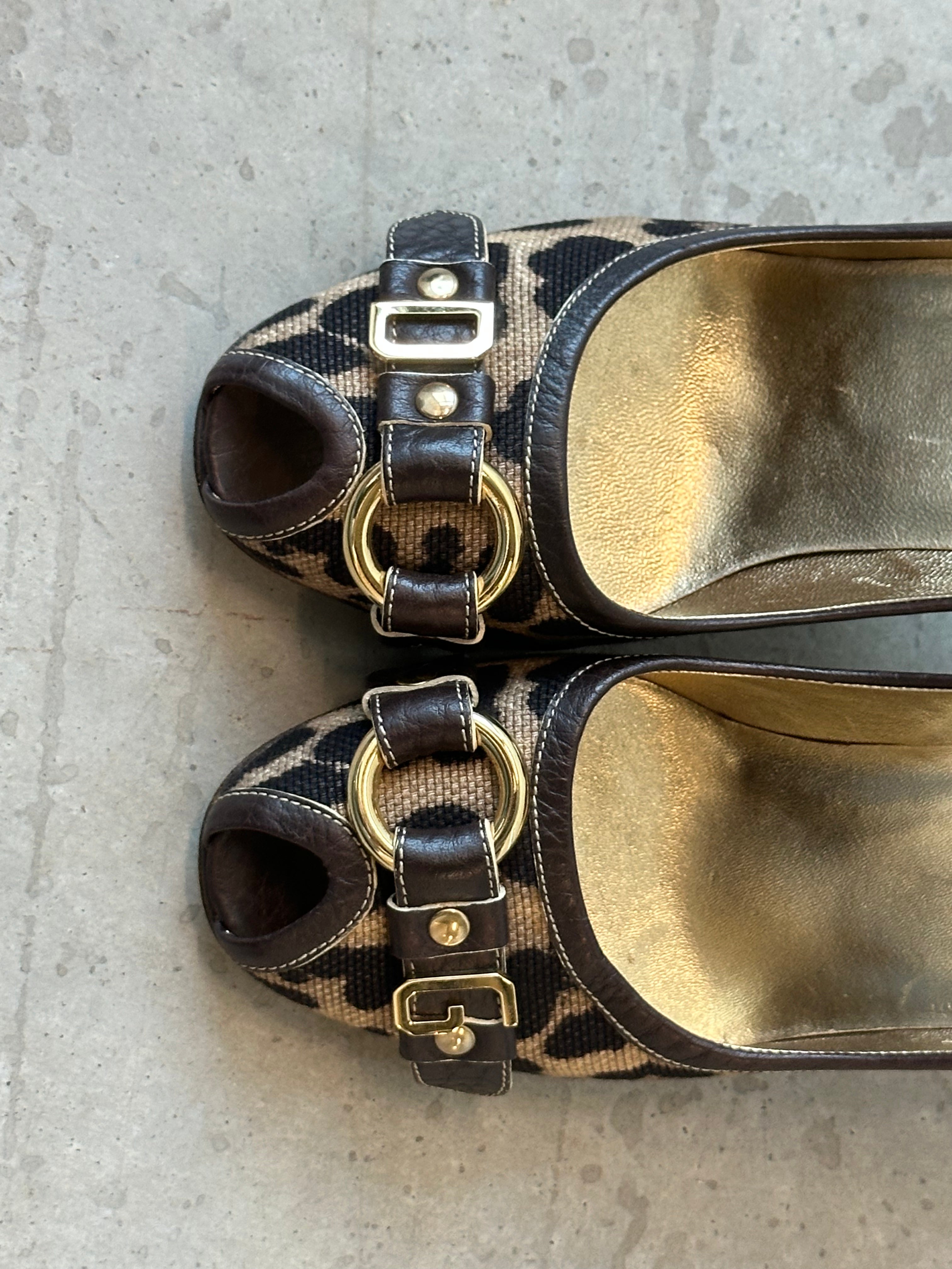 dolce and gabbana cheetah print peep toe heel