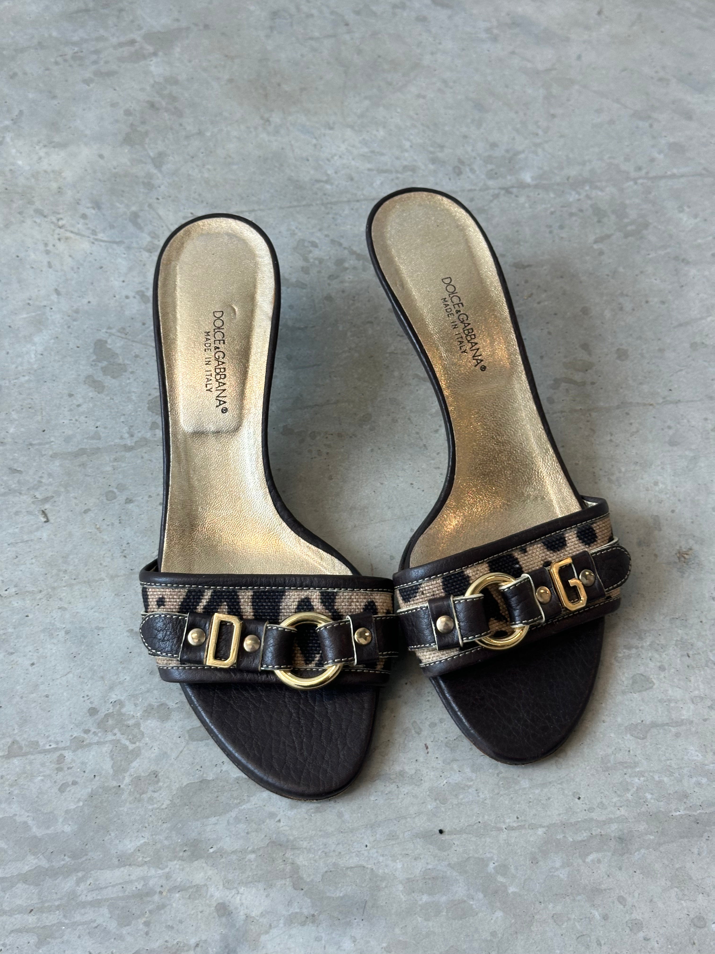 vintage dolce and gabbana cheetah kitten heel